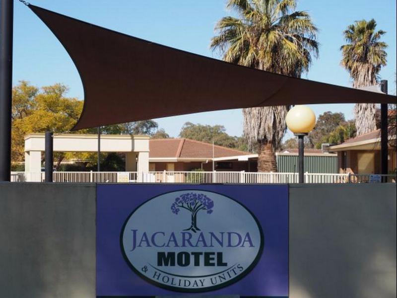 Jacaranda Holiday Units สวอนฮิลล์ ภายนอก รูปภาพ